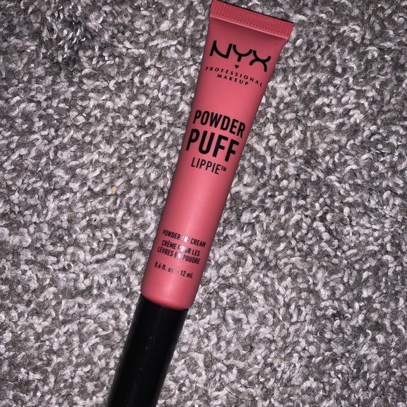 NYX Makeup Nyx Powder Puff Lippie Powder Lip Cream Shade Squad